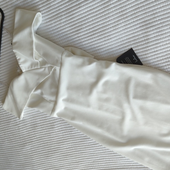 Lulu's Off the Shoulder Bow Midi Dress - Picture 2 of 8